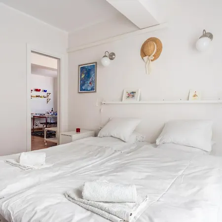Lovely Beachfront Flat With Sunny Balcony Ref 40 * Фуэнхирола